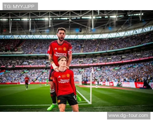 足总杯决赛拜仁战胜多特蒙德点球大战成关键时刻引发全场狂欢