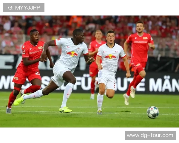 中超精彩对决曼联与莱比锡战成平局补时进球点燃全场激情