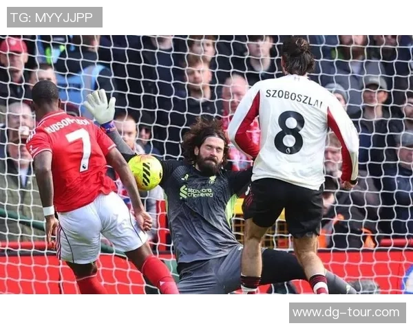 英超激战莱比锡绝杀热刺补时进球引发全场狂欢战术解析